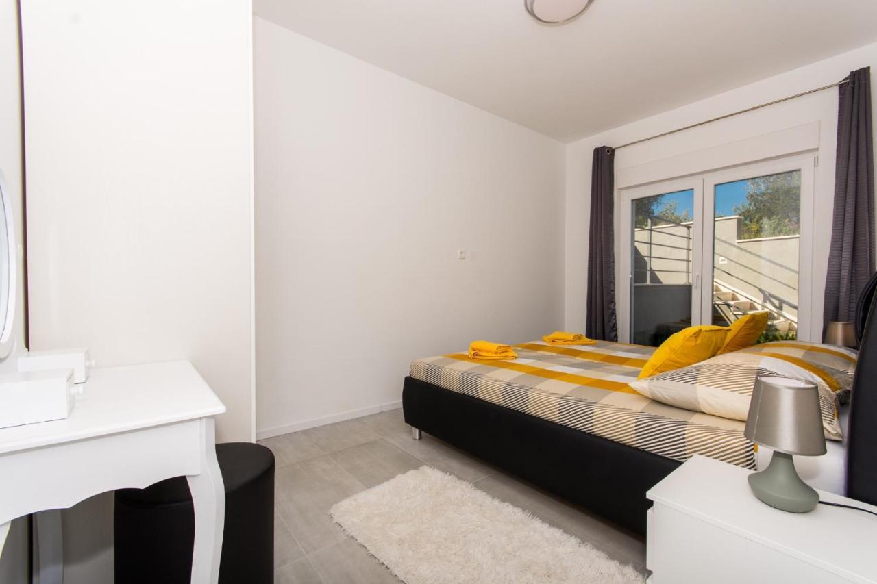 Apartment Julia Trogir Dış mekan fotoğraf